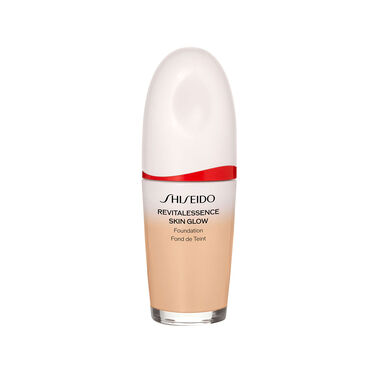 Revitalessence Skin Glow Foundation SPF30, 150