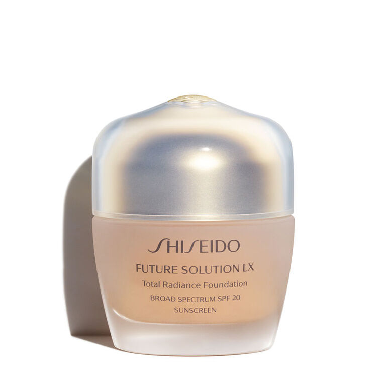 Total Radiance Foundation SPF20, 