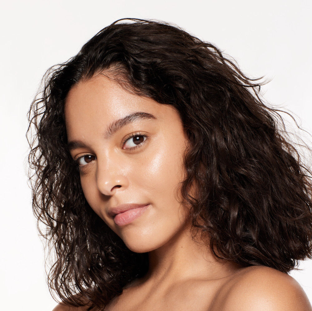 Shiseido | Revitalessence Skin Glow Foundation SPF30