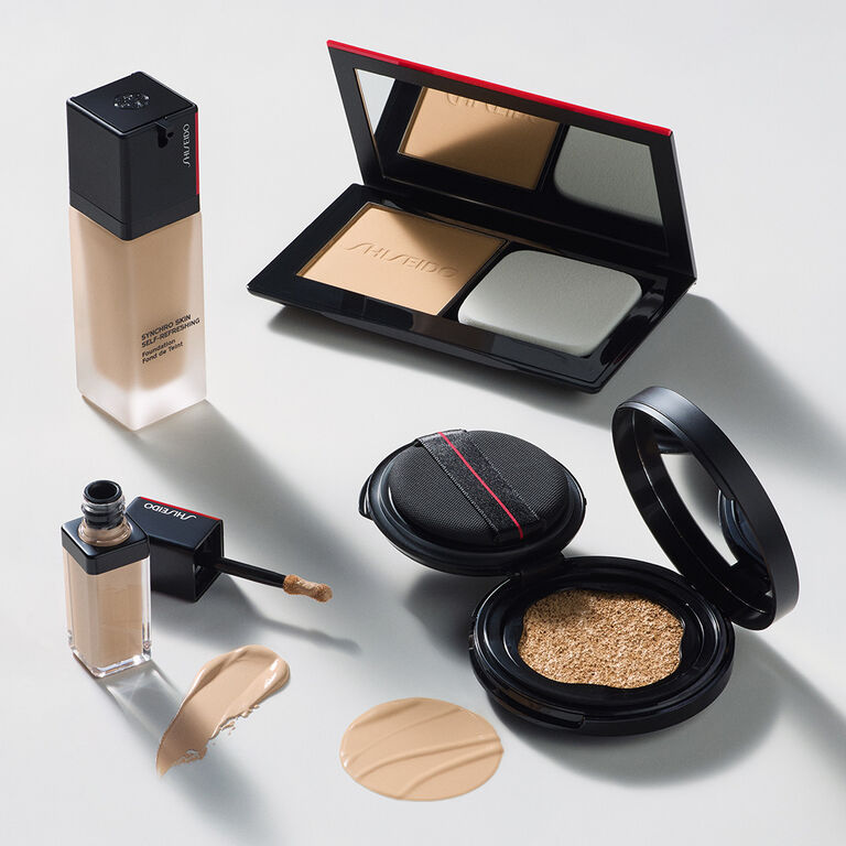 SYNCHRO SKIN SELF-REFRESHING Custom Finish Powder Foundation, 150
