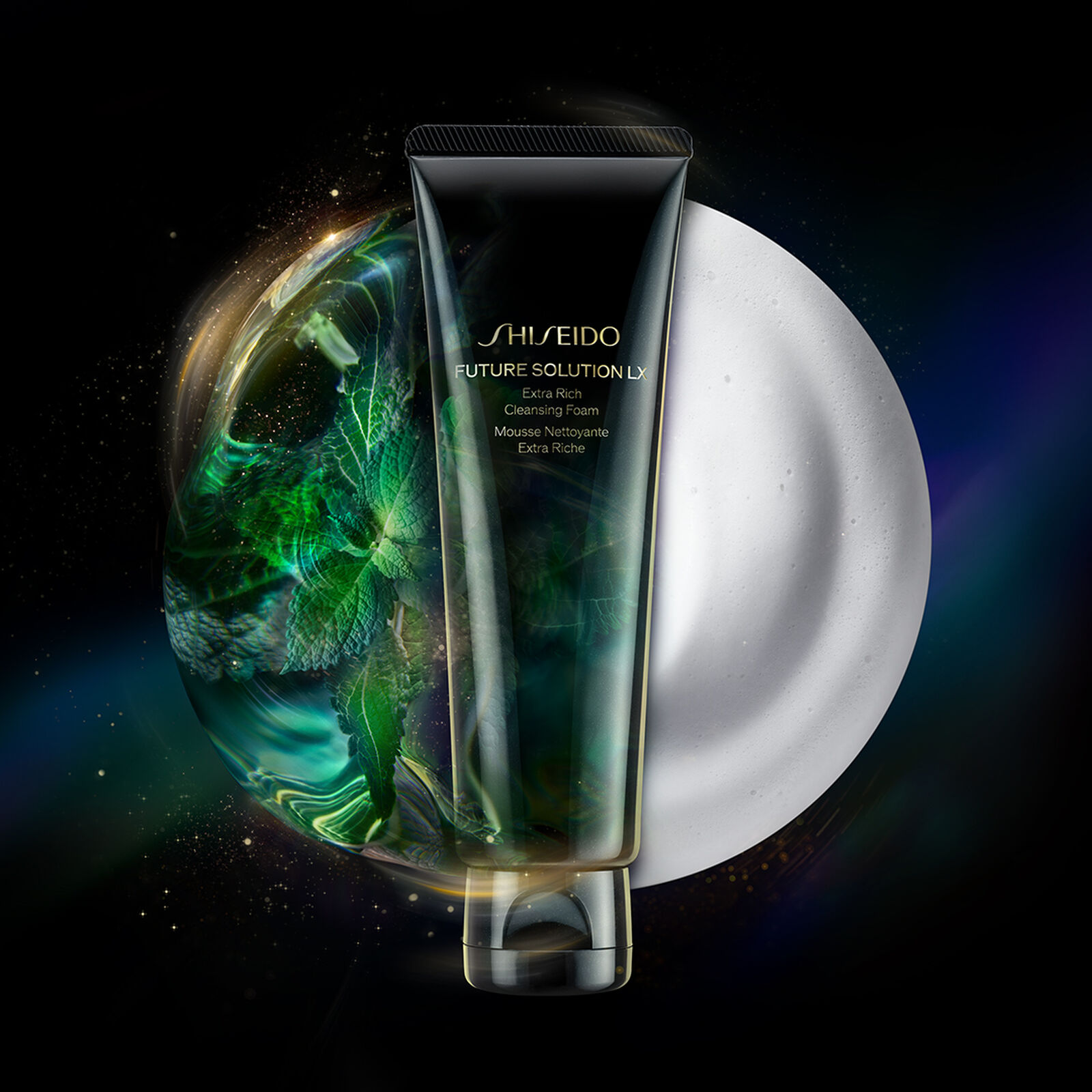 White and gold bottle of Shiseido Future Solution LX Cleansing Foam 125ml, symbolizing luxury and efficacy. - thumbnail 2