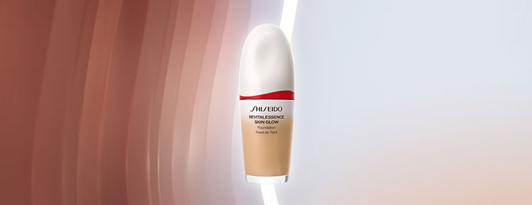 Revitalessence Skin Glow Foundation